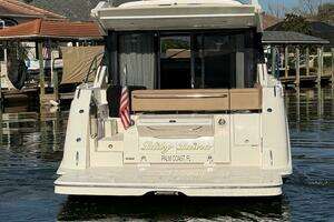 2016 Sea Ray 40 Sundancer thumbnail 37