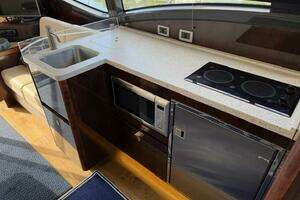 2016 Sea Ray 40 Sundancer thumbnail 5