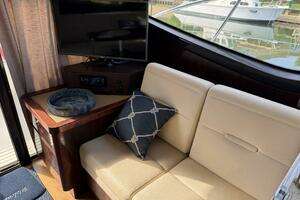 2016 Sea Ray 40 Sundancer thumbnail 18