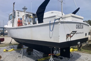 Orion 32ft BHM Yacht For Sale