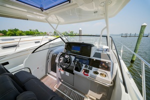 34ft Jeanneau Yacht For Sale