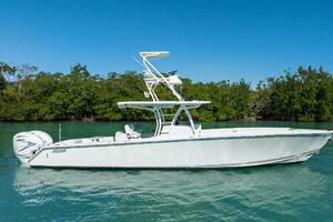 38ft Jupiter Yacht For Sale