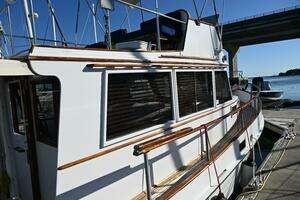 1970 Grand Banks Flybridge Trawler thumbnail 24