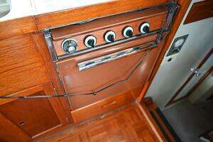 1970 Grand Banks Flybridge Trawler thumbnail 11