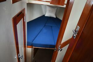 32ft Grand Banks Yacht For Sale