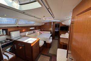 2009 Beneteau 49 thumbnail 17