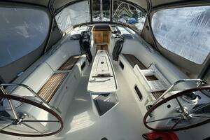 2009 Beneteau 49 thumbnail 7