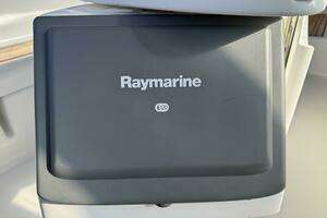 2009 Beneteau 49 thumbnail 30