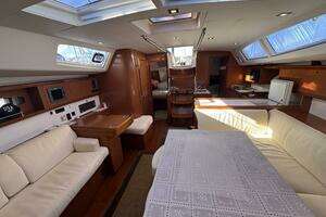 2009 Beneteau 49 thumbnail 26