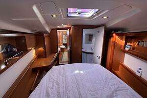 2009 Beneteau 49 thumbnail 24