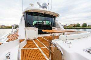 2008 Sea Ray 60 Sundancer thumbnail 30