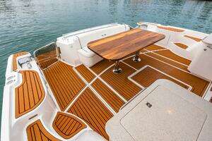 2008 Sea Ray 60 Sundancer thumbnail 26