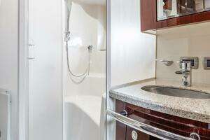 2008 Sea Ray 60 Sundancer thumbnail 64