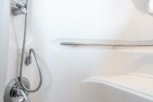 Photo 5927263 for 1999 Maxum 4100 SCA Motor Yacht  