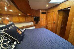 2004 Altima 55 Pilothouse thumbnail 35