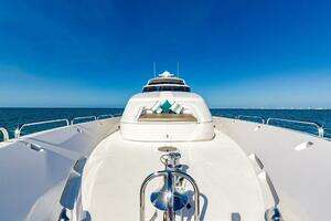 2001 Lazzara Yachts 94 Motor Yacht thumbnail 44