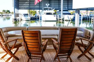 Serendipity 94ft Lazzara Yachts Yacht For Sale