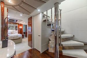 Serendipity 94ft Lazzara Yachts Yacht For Sale