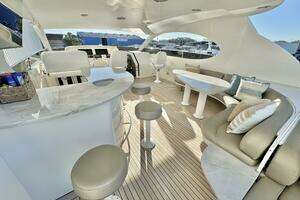 2001 Lazzara Yachts 94 Motor Yacht thumbnail 52