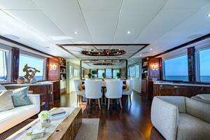 2001 Lazzara Yachts 94 Motor Yacht thumbnail 3