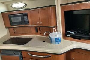 Island Girl 30ft Sea Ray Yacht For Sale