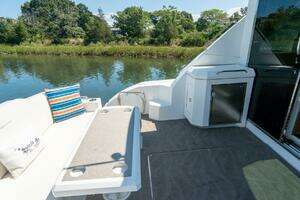 2013 Cruisers Yachts 48 Cantius thumbnail 13