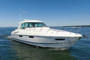 2013 Cruisers Yachts 48 Cantius thumbnail 6