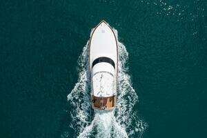 2024 Viking 54 Convertible thumbnail 3