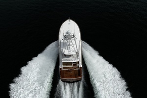 Viking 64 BIG BLUE - Running