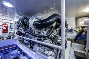 Viking 64 BIG BLUE - Engine Room