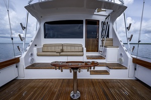 Viking 64 BIG BLUE - Cockpit