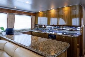 Viking 64 BIG BLUE - Galley
