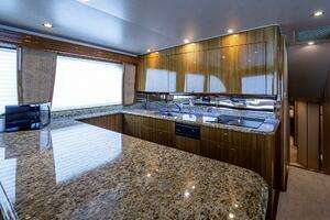2007 Viking 64 Convertible thumbnail 13