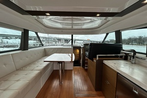 45FT (13.87M) TIARA YACHTS