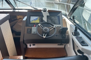 2016 Tiara Yachts C44 Coupe thumbnail 14