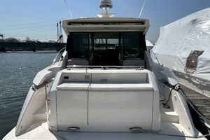 2016 Tiara Yachts C44 Coupe thumbnail 5