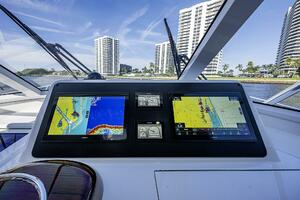 Viking 48 - Salty Soul - Helm