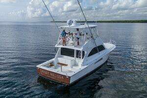 2004 Viking 48 Convertible thumbnail 5