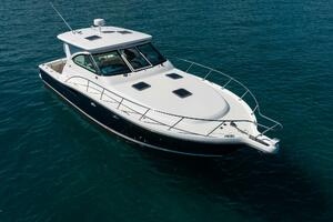 Blue Pearl 42ft Tiara Yachts Yacht For Sale