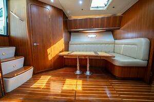 2004 Tiara Yachts 4200 Open thumbnail 8