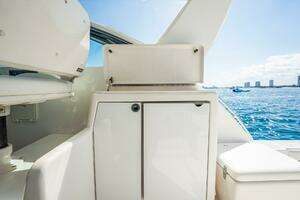 2004 Tiara Yachts 4200 Open thumbnail 50