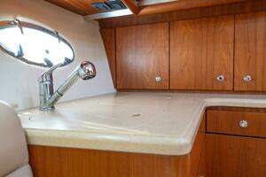 2004 Tiara Yachts 4200 Open thumbnail 16
