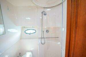 2004 Tiara Yachts 4200 Open thumbnail 27