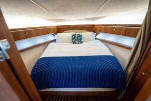 2004 Tiara Yachts 4200 Open thumbnail 20
