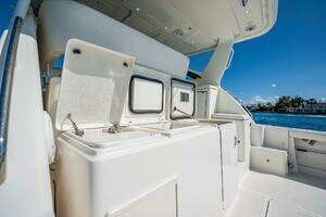 2004 Tiara Yachts 4200 Open thumbnail 53