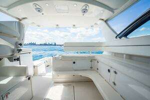 2004 Tiara Yachts 4200 Open thumbnail 49