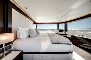 120FT (36.58M) OCEAN ALEXANDER