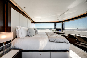 Dreams 120ft Ocean Alexander Yacht For Sale