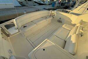 2002 Tiara Yachts 4000 Express thumbnail 5