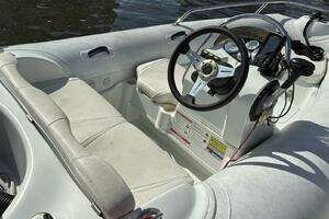 2007 Sea Ray 44 Sedan Bridge thumbnail 46